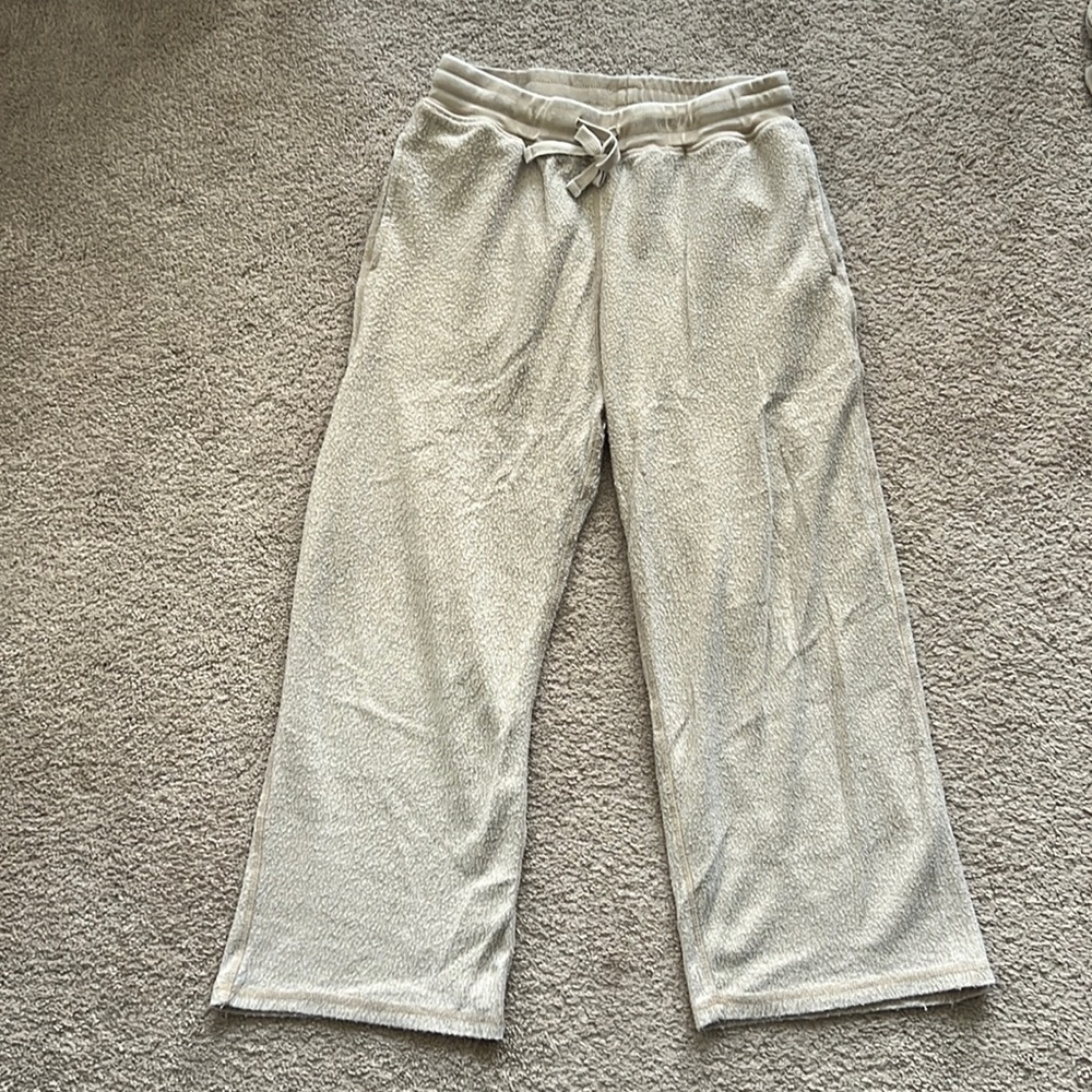 Mono B Medium tan sweats